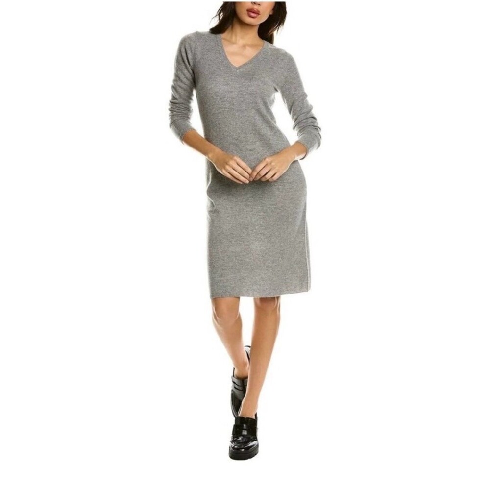Pure Collection 100% Cashmere Soft V-Neck Long Sleeve Knit Dress in Light Gray 4